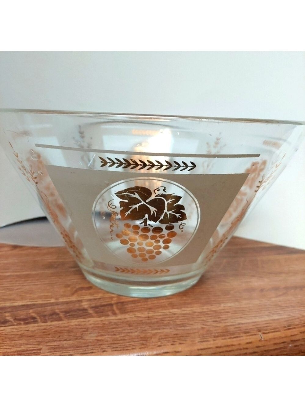 Vintage* Glass Chip/Fruit Bowl with Gold Fruit and Wheat Design